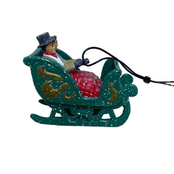 1997 Trendmasters The Magic of Main St Replacement Part Horse Sled with Couple - Picture 4 of 5